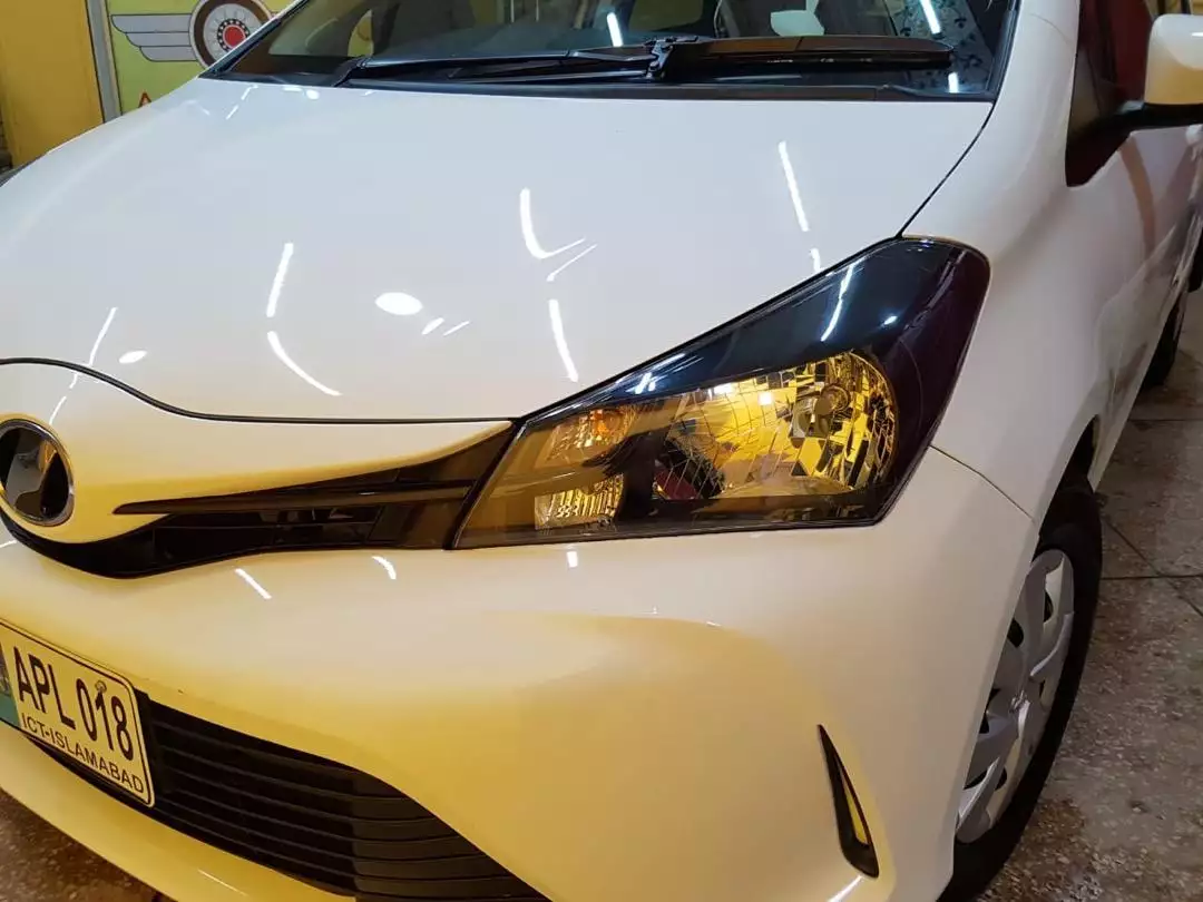 Toyota vitz 2016