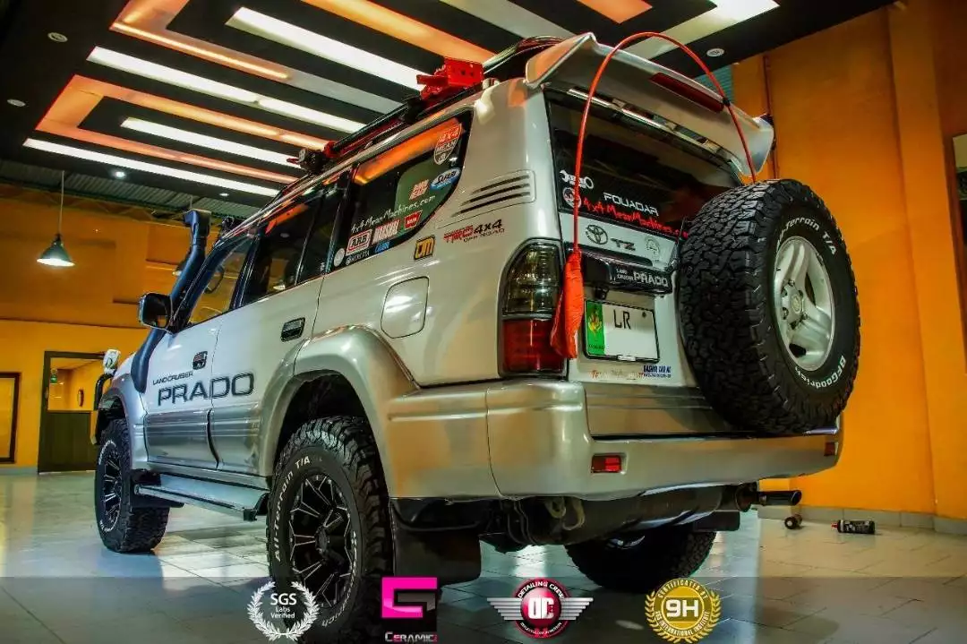 Toyota Prado TZ 2000